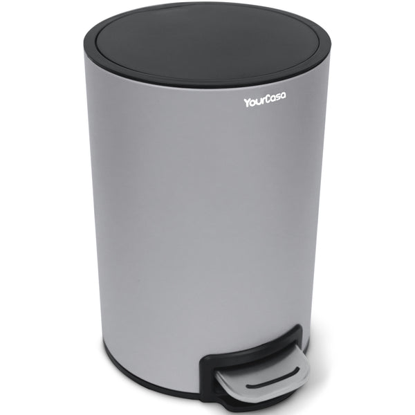 Ein YourCasa® Mülleimer Bad [5L] – Elegantes Design – Badezimmer Mülleimer mit einem Mülleimer aus Edelstahl auf weißem Hintergrund.