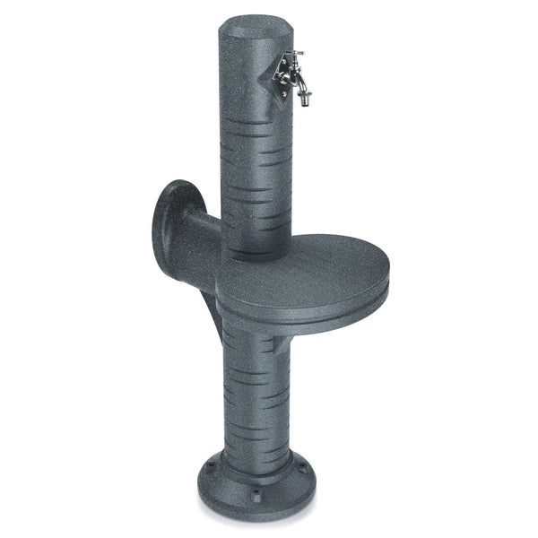AquaPost Wassersäule Garten – Zapfsäule mit Ablagestellfläche, Chromhahn & Schlauchhalterung | YourCasa
