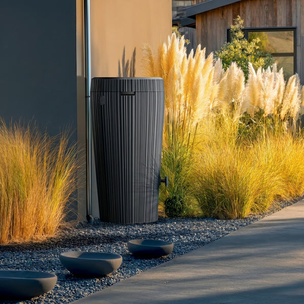 EcoVase Regentonne 210 Liter – Bepflanzbar | Mit Wasserhahn | Frostsicher